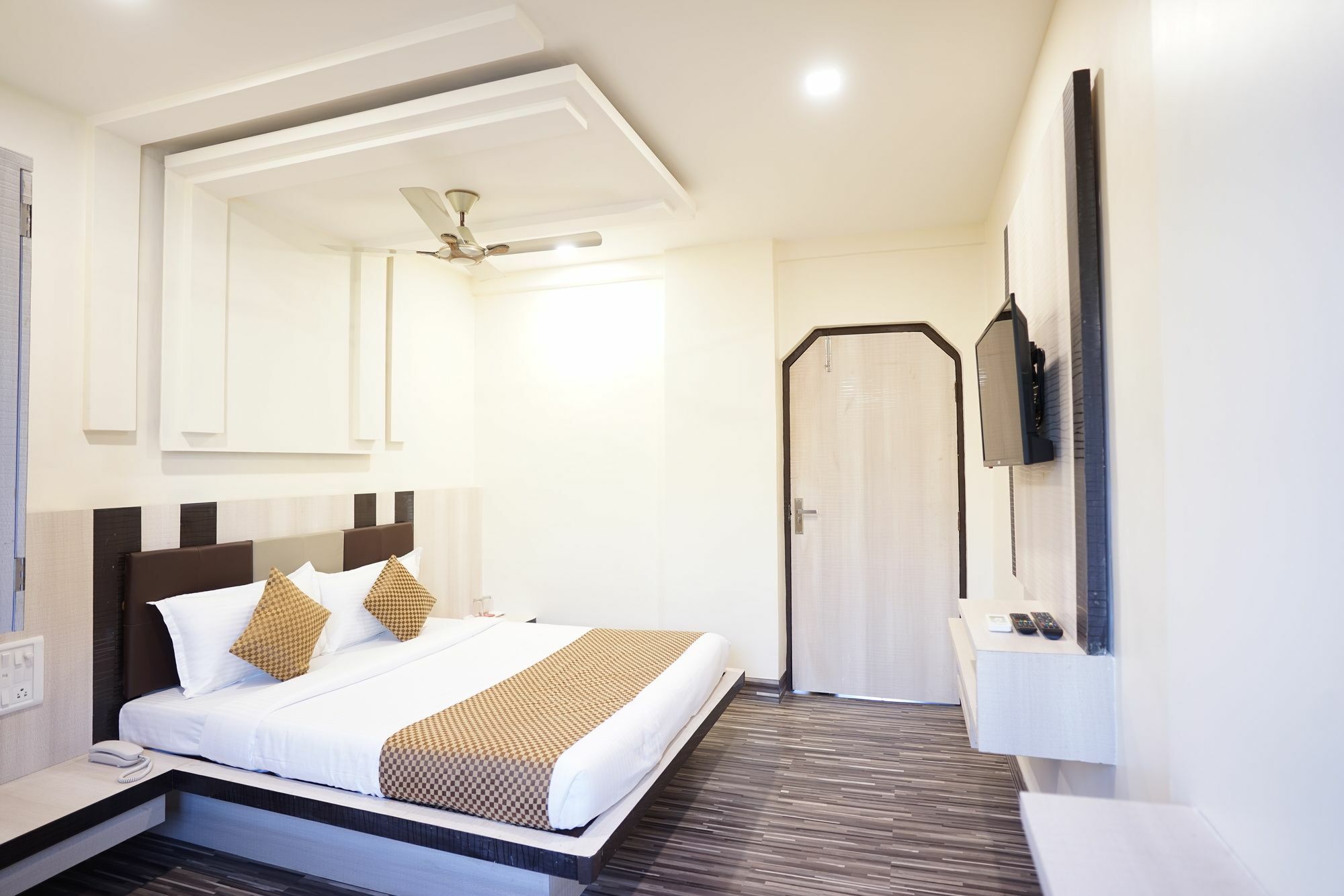 Hotel O Rana Residency Near Western Express Highway Metro Station Mumbai Kültér fotó